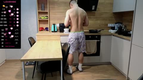 Lars online show from 02/08/25, 05:39