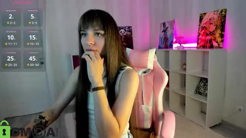 lasly_moon online show from 09/12/25, 08:14