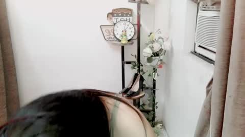 Kendra online show from 10/22/25, 12:27