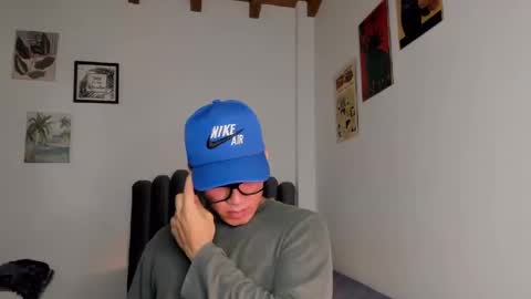 lass_nazar online show from 10/14/25, 01:06