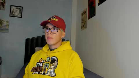 lass_nazar online show from 04/11/26, 01:10