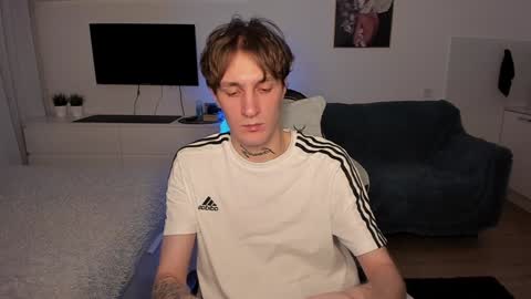 Snapshot of lastnight4you chatting on 01/03/25, 02:08 acie online show from 01/03/25, 02:08