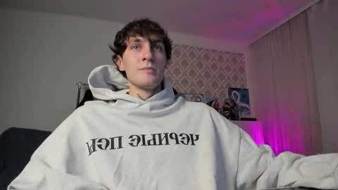 Snapshot of lastnight4you chatting on 09/08/25, 05:23 acie online show from 09/08/25, 05:23