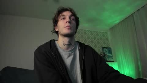 Snapshot of lastnight4you chatting on 10/20/25, 04:13 acie online show from 10/20/25, 04:13