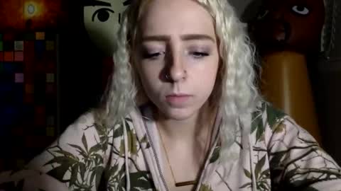 Roxy blue online show from 02/27/26, 02:44