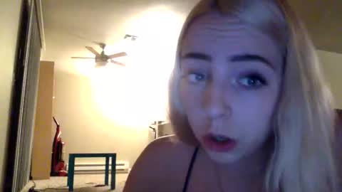 Roxy blue online show from 03/03/26, 07:25