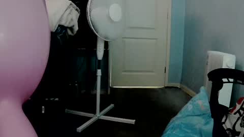 Snapshot of latexchris77 chatting on 07/07/26, 03:49 latexchris77 online show from 07/07/26, 03:49