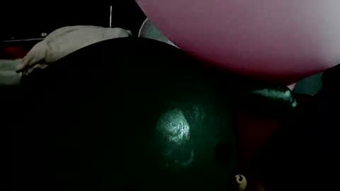 Snapshot of latexchris77 chatting on 07/21/26, 07:16 latexchris77 online show from 07/21/26, 07:16