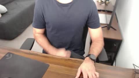 Snapshot of latexdave84 chatting on 11/09/25, 05:06 latexdave84 online show from 11/09/25, 05:06