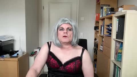 Snapshot of latexdoreen chatting on 02/07/26, 11:25 latexdoreen online show from 02/07/26, 11:25