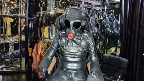 latexlover202 online show from 02/14/26, 11:12