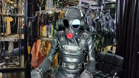 latexlover202 online show from 02/15/26, 03:09
