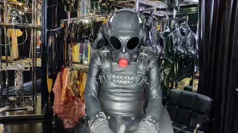 latexlover202 online show from 03/29/26, 05:13