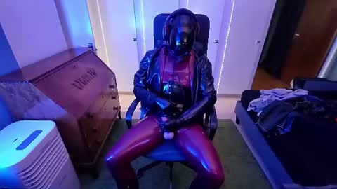 Snapshot of latexviking003 chatting on 07/06/26, 02:25 latexviking003 online show from 07/06/26, 02:25