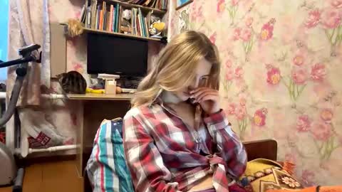 Amelia online show from 01/18/26, 01:15