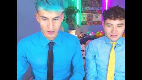 Snapshot of latin_boysxxx_ chatting on 10/14/25, 10:21 latin_boysxxx_ online show from 10/14/25, 10:21