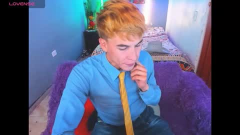 latin_boysxxx_ online show from 03/08/26, 02:59