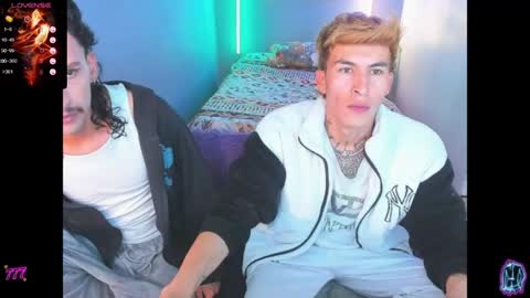 latin_boysxxx_ online show from 04/26/26, 01:58