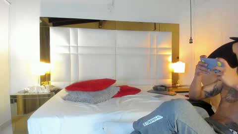 Johana y Santiago online show from 02/07/25, 09:58