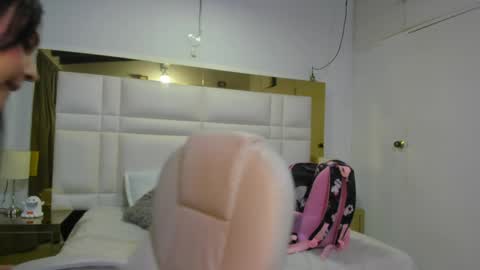 Johana y Santiago online show from 05/03/26, 03:23