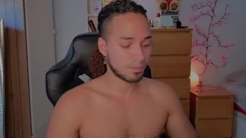 Snapshot of latin_luxury_i chatting on 06/25/26, 10:31 Free OF online show from 06/25/26, 10:31