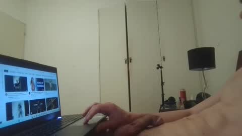 latin_pap online show from 10/27/25, 12:15