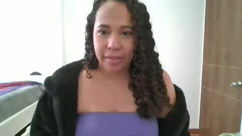 Snapshot of latina_hot84 chatting on 01/07/26, 03:58 Mercedes online show from 01/07/26, 03:58