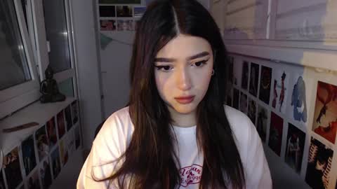 Snapshot of latina_mia chatting on 01/13/25, 05:12 miiiiiiaaaa online show from 01/13/25, 05:12