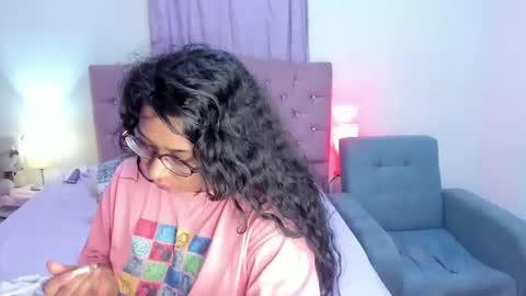 Snapshot of latinabombsheell chatting on 07/02/26, 06:41 Martina online show from 07/02/26, 06:41