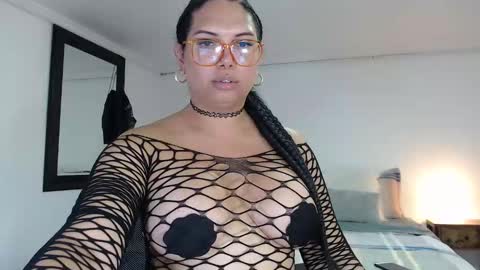 FLOR SALVAJE online show from 11/02/25, 04:20