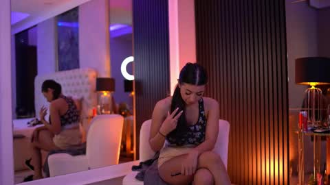 Latina online show from 05/17/26, 06:59