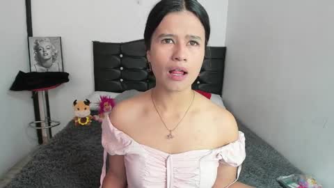 Luna  online show from 04/11/26, 02:21