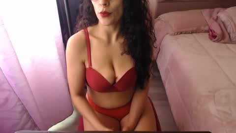 Snapshot of latinboobs23 chatting on 03/06/25, 06:05 latinboobs23 online show from 03/06/25, 06:05