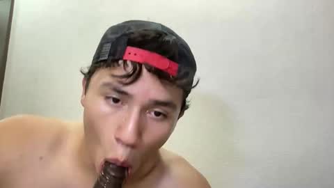 latinbro8234 online show from 06/05/26, 06:52