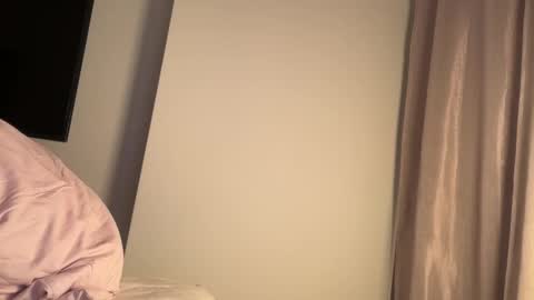 Hi -  online show from 03/16/26, 05:44