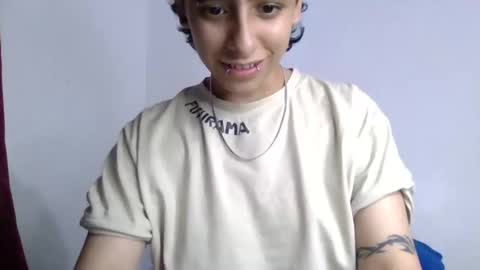 Snapshot of latinheatx22 chatting on 04/25/26, 10:40 latinheatx22 online show from 04/25/26, 10:40