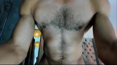 Snapshot of latinhotboys1 chatting on 12/28/24, 11:30 Zeus online show from 12/28/24, 11:30