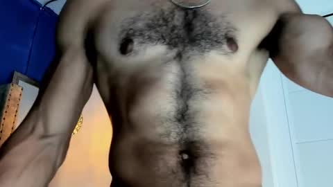 Snapshot of latinhotboys1 chatting on 09/29/25, 06:29 Zeus online show from 09/29/25, 06:29