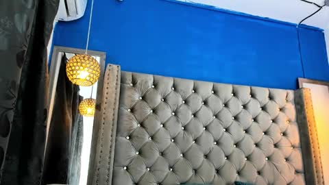 Zeus online show from 11/04/25, 06:56