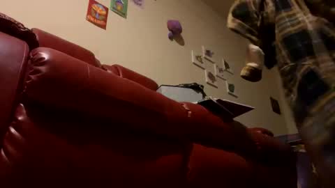 Snapshot of latinlover199518 chatting on 03/09/25, 06:06 latinlover199518 online show from 03/09/25, 06:06