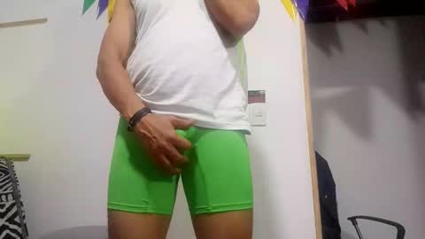 Snapshot of latinmartin254 chatting on 09/16/25, 03:18 latinmartin254 online show from 09/16/25, 03:18