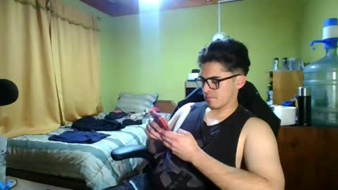 Snapshot of latinn_babe chatting on 05/22/26, 06:20 latinn_babe online show from 05/22/26, 06:20