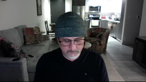 Snapshot of latinnous chatting on 12/29/24, 04:27 QS - INDEPENDENT MODEL online show from 12/29/24, 04:27