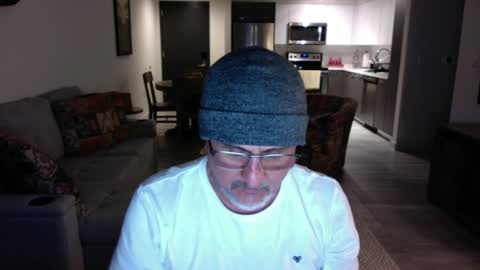 Snapshot of latinnous chatting on 01/21/25, 03:15 QS - INDEPENDENT MODEL online show from 01/21/25, 03:15