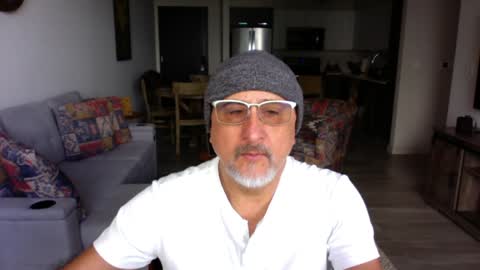 Snapshot of latinnous chatting on 01/26/25, 05:34 QS - INDEPENDENT MODEL online show from 01/26/25, 05:34