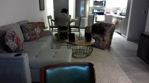 Snapshot of latinnous chatting on 02/05/25, 02:08 QS - INDEPENDENT MODEL online show from 02/05/25, 02:08