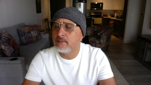 Snapshot of latinnous chatting on 02/06/25, 03:20 QS - INDEPENDENT MODEL online show from 02/06/25, 03:20