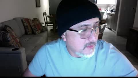 Snapshot of latinnous chatting on 02/26/25, 06:37 QS - INDEPENDENT MODEL online show from 02/26/25, 06:37