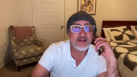 Snapshot of latinnous chatting on 10/07/25, 01:47 QS - INDEPENDENT MODEL online show from 10/07/25, 01:47