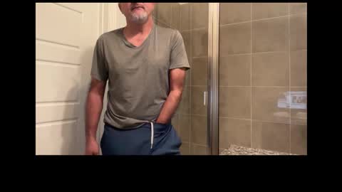 Snapshot of latinnous chatting on 10/26/25, 05:08 QS - INDEPENDENT MODEL online show from 10/26/25, 05:08